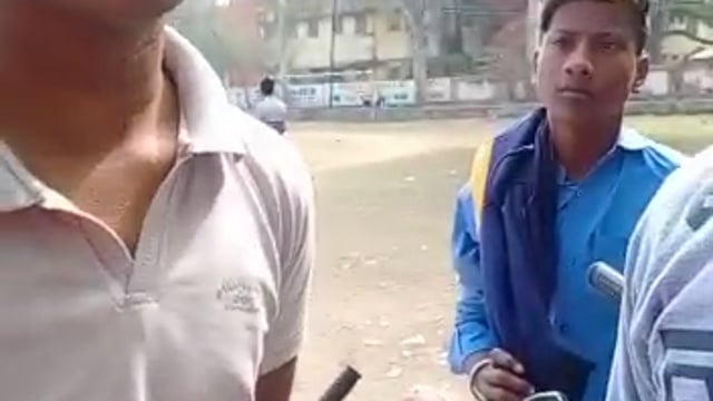 सोनू का रहने वाला एक स्टूडेंट से 500 रुपैया लिया गया बायोलॉजी सब्जेक्ट में नंबर बढ़ाने के लिए कॉलेज में