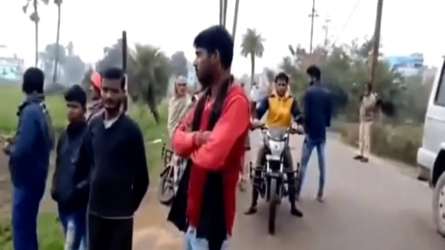 चिकसौरा रोड स्थित दो गल्ला दुकान का शटर तोड़कर 80 हजार नगद सहित हजारों की सम्पत्ति चोरी