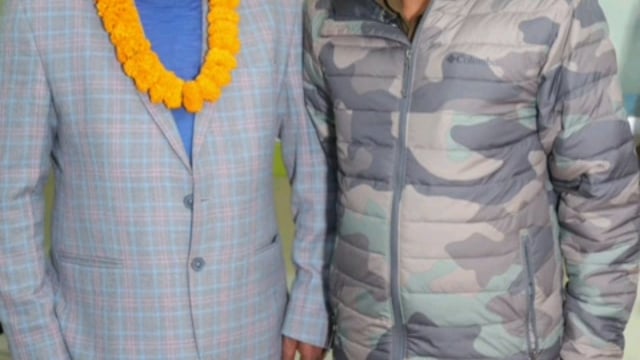 शहर के पुलिस लाइन में अभियान एसपीके तबादले पर पुलिसकर्मियों ने दी विदाई