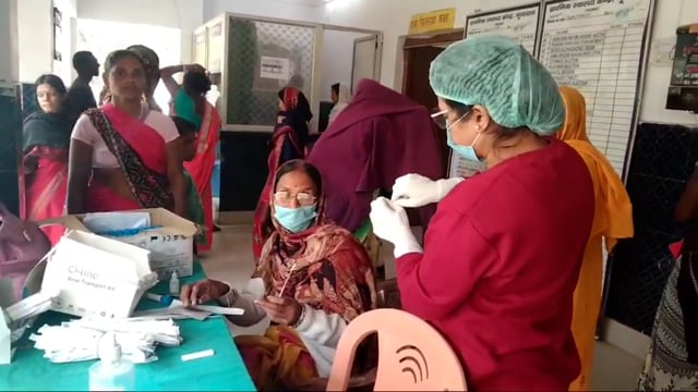 नूरसराय प्राथमिक स्वास्थ्य केंद्र में 110 लोगों को रैपिड एंटीजन किट से किया कोरोना जांच