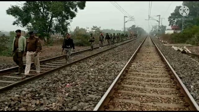रेलवे सुरक्षा बल ने गणतंत्र दिवस को लेकर गया कोडरमा रेल खंड पर चलया सर्च आपरेशन।