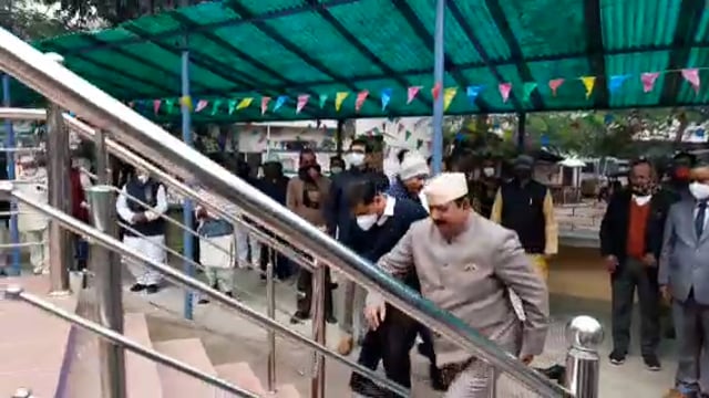 जिला जज ने सिविल कोर्ट परिसर में अफारा या तिरंगा किया स्वतंत्रता सेनानियों को याद