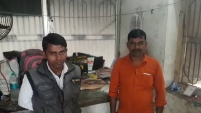 सदर अस्पताल के दो एम्बुलेंस चालकों की मोबाइल उनके कमरे से हुई चोरी,परेशान हैं एम्बुलेंस चालक