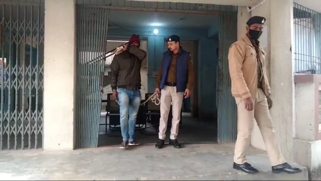 मोबाइल लूट कांड के आरोपी को कटरा बाजार मालसलामी पटना से नूरसराय थाना पुलिस ने एक व्यक्ति को किया गिरफ्तार
