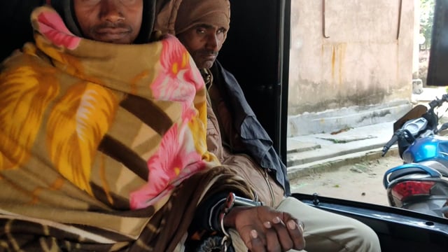 टेटुआ बाजार से पुलिस ने एक युवक को 10 लीटर देसी शराब के साथ गिरफ्तार कर जेल भेज दिया