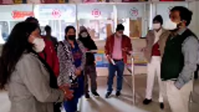 डीएम यशपाल मीणा ने किया निबंधन सह परामर्श केंद्र का औचक निरीक्षण  ,अधिकारियों को दिए कई निर्देश को दिए कई निर्देश