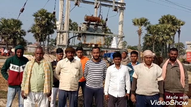 सोनपुरा गाँव मे कई महीनों से खराब पड़ाहै बिजली ट्रांसफार्मर,ग्रामीण परेशान
