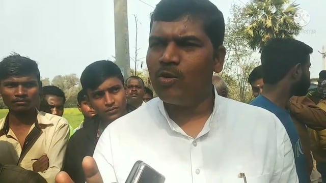 सड़क जाम के मामले में , मौके पर पहुंचे सनैया पंचायत के मुखिया , सुनें क्या कुछ कह रहे हैं मामले में 