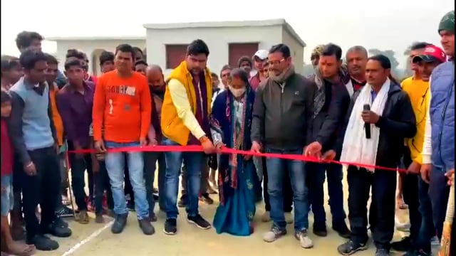 हसनगंज में युगांतकारी क्रिकेट क्लब की अगुवाई मे टेनिस क्रिकेट टूर्नामेंट का आयोजन किया गया