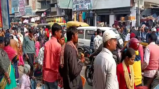 हिलसा शहर में बाहनो का लगा भीषण जाम,परीक्षार्थियों की हुई परेशानी