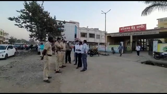 शाहू चौकातील ट्रॅव्हल्स थांबा दुसरीकडे हलवण्यासाठी पोलीस व सार्वजनिक बांधकाम विभाग प्रशासनाच्या हालचाली सुरू