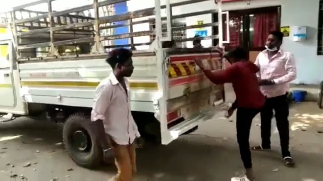 बचेली चालकी पारा में हुई सड़क दुर्घटना दो लोग हुए गंभीर रूप से घायल ईलाज जारी