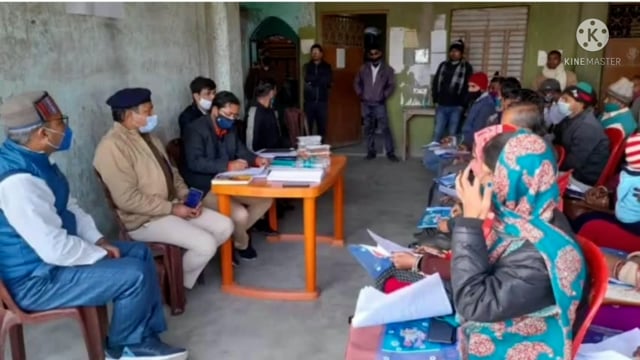 प्रखंड क्षेत्र के बनौली गांव में जीविका दीदियों की बैठक आयोजित  की गई