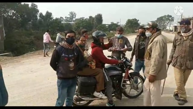 नगर पंचायत में मास्क को लेकर सघन चेकिंग अभियान चलाया गया