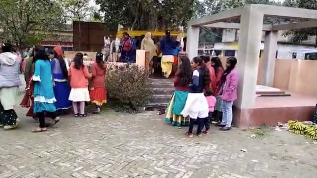 बसंत पंचमी को लेकर शिवालय में उमड़ी श्रद्धालुओं की भीड़