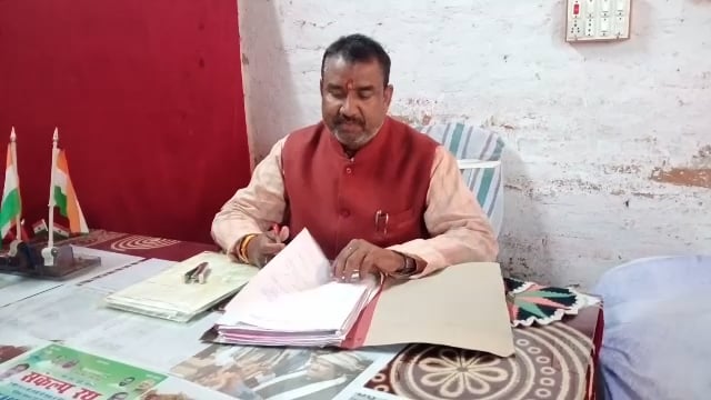 गायिका लता मंगेशकर के निधन पर जदयू नेता धर्मेंद्र कुमार उर्फ चप्पू सिंह ने जताया दुख ।