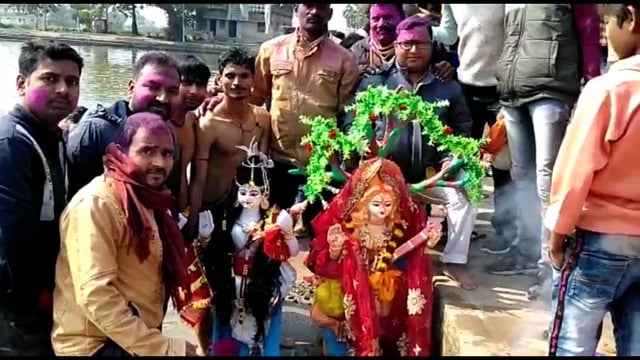 नूरसराय प्रखंड में धूमधाम के साथ मां सरस्वती की प्रतिमा की  गई विसर्जन