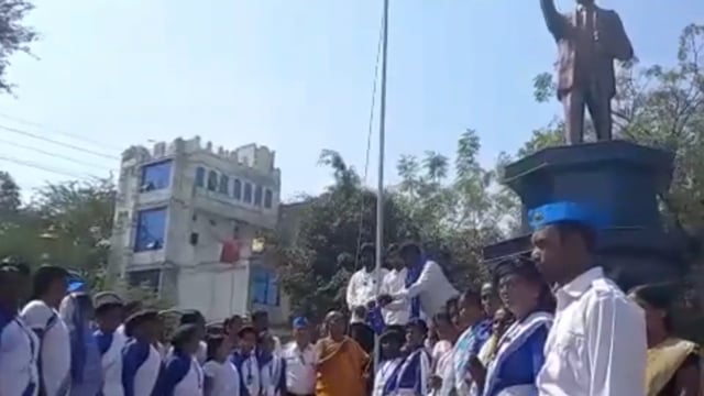 डॉ बाबासाहेब आंबेडकर चौकात माता रमाई यांच्या जयंती निमित्त अभिवादन