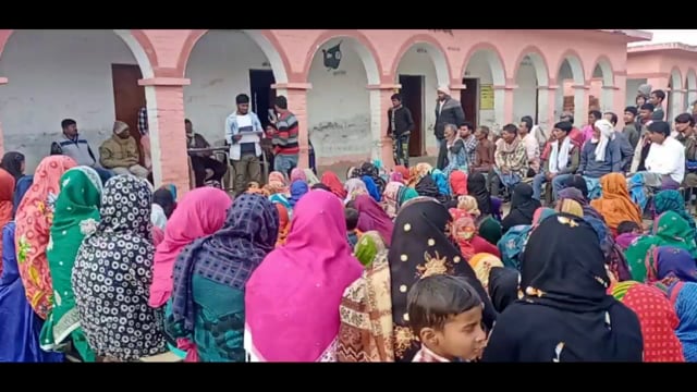 वार्ड क्रियान्वयन समीति के सचिव के लिए हुआ मतदान