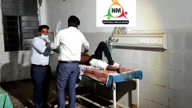 रजौली: संतोषी माँ मंदिर के पास मोटरसाइकिल और कार में हुई टक्कर, तीन लोग जख्मी, दो लोग को किया गया रेफर