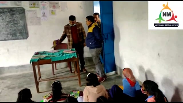 रजौली :अनुमंडल पदाधिकारी आदित्य कुमार पीयूष ने  रजौली प्रखंड के पश्चिमी अमाव विद्यालय का निरीक्षण किया