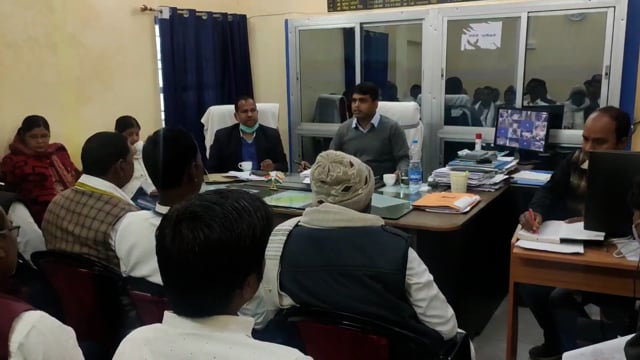 रजौली अनुमंडल पदाधिकारी ने सिरदला प्रखंड कार्यालय में जन प्रतिनिधियों के साथ की बैठक