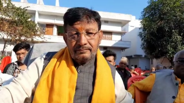 पूर्व मंत्री ने औरंगाबाद सांसद का नाम लिए बगैर दिया बड़ा बयान,राजनीतिक सरगर्मी हुई तेज