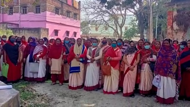 जीरादेई प्रखंड में बिजली उपभोक्ताओं के काटे गए बिजली कनेक्शन