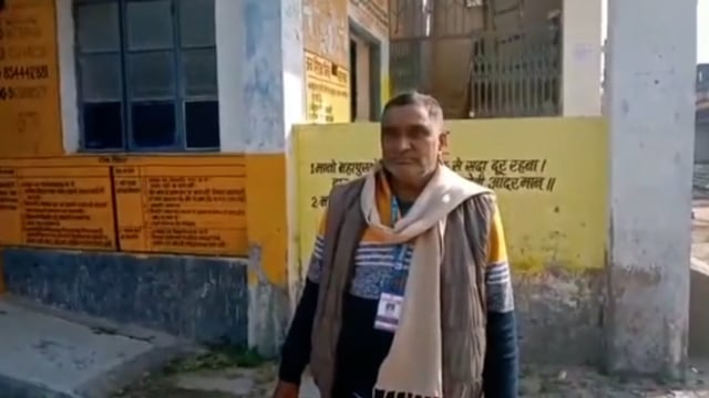 नए राजस्व कर्मचारी के रूप में सच्चिदानंद पाण्डेय ने संभाला पदभार।