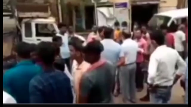 दोस्तियां गांव में छत से गिरा एक वृद्ध,मौके पर हुई मौत