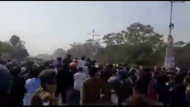 बिहार पुलिस के हिरासत में चिराग पासवान।