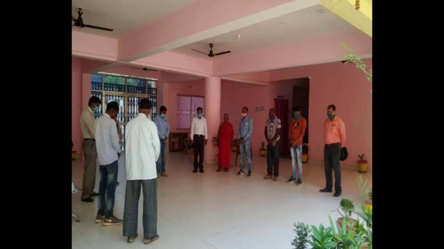 सोनबरसा में कार्यरत शिक्षक दिनेश ठाकुर की असामयिक निधन पर शोक सभा का आयोजन