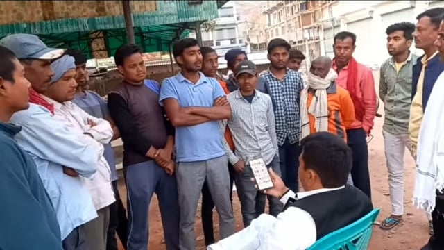 खांडपर एवं भट्ठापर के लोगों ने बिजली की समस्या को लेकर राजद विधायक विजय सम्राट से मदद की लगाई गुहार