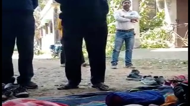 जल छाजन समिति पंचायत सचिव संघ के सदस्य गुरुवार को धरने आमरण अनशन पर बैठे थे जिसे आज आमरण अनशन धरने को तुड़वाया गया।