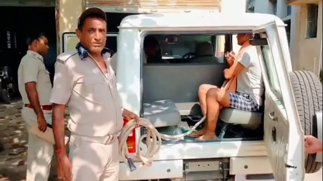 हरनौत थाना क्षेत्र के रेलवे फाटक के समीप शराब पीकर हंगामा कर रहे युवक को भेजा गया जेल