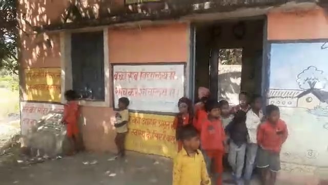 कोरोना वैक्सीन को लेकर प्रखण्ड में 25 जगहों पर कैम्प आयोजित,सैकड़ों ग्रामीणों को दी गई वैक्सीन