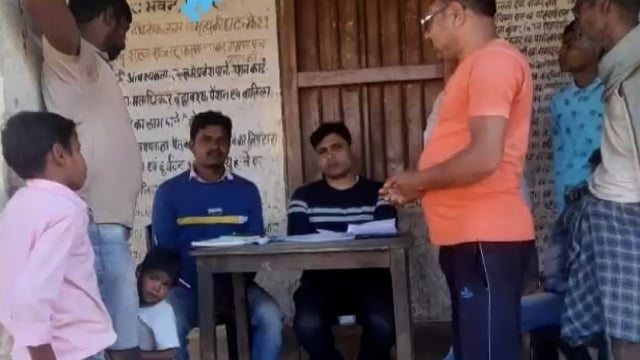 समस्याओं व बिल कलेक्शन को लेकर रघुनाथपुर में शिविर आयोजित