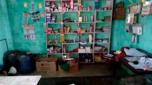 कुरमा फत्तूचक इलेक्ट्रॉनिक दुकान से अज्ञात चोरों ने चोरी की घटना को दिया अंजाम, जांच में पड़ताल में जुटी पुलिस