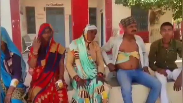 जालौन,कोंच:-वोट डालने को लेकर कर दी मारपीट