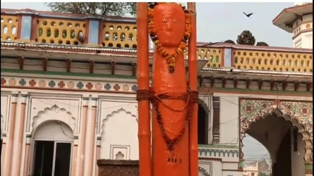सुरसंड के दर्जनों लोग जाते है जनकपुर धाम पूजा करने
