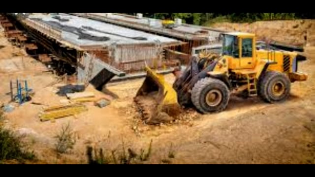 सड़क निर्माण में गड़बड़ी लोगो ने जताया विरोध
