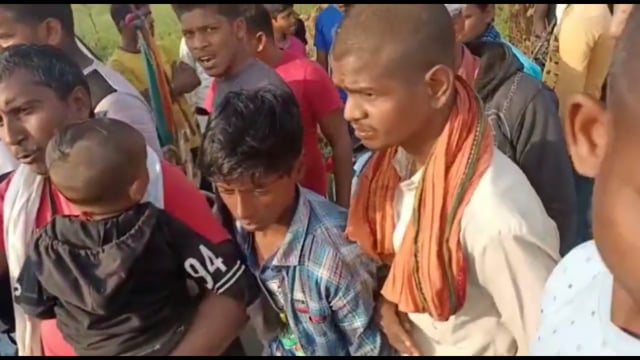 टेम्पो की टक्कर से बुलेट सवार दो यूवक हुए जख्मी