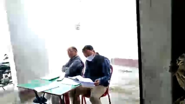 धोरैया में धान अधिप्राप्ति में गड़बड़ी की शिकायत पर बीडीओ व सीओ ने किया पैक्स का निरीक्षण