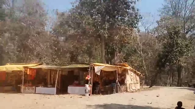 भक्तांचा आकर्षित तीर्थक्षेत्र चपराडा

आष्टी व चौडंपल्ली नजिक श्री. हनुमान मंदिर प्रशांत धाम चपराळा देवस्थान