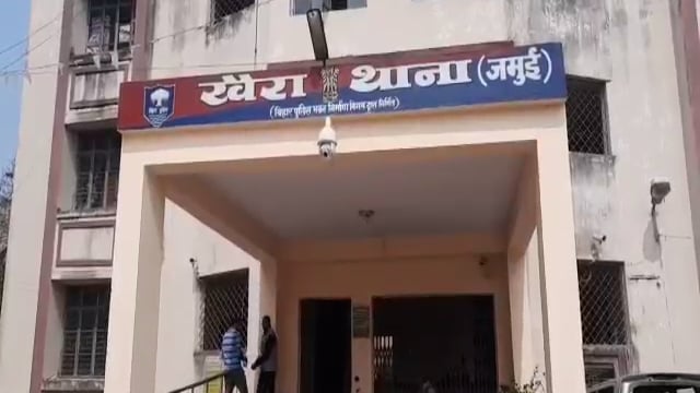 कई साल से फरार शराब तस्कर गिरफ्तार
गिरीडीह,नवादा,जमूई में दर्ज है कई मामले।