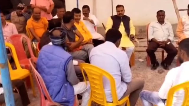 रफीगंज पूर्व विधायक ने किया वृक्षारोपण कई कार्यक्रमों में हुए शामिल।