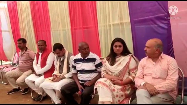 जमुई विधायक श्रेयसी सिंह धनुआ गांव पहुंचकर मृत आत्मा की शांति हेतु शोक संवेदना प्रकट की