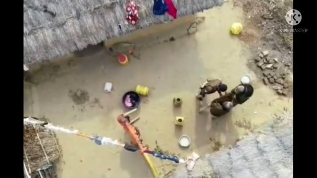 फुल्लीडुमर प्रखंड के जंगली इलाके में ड्रोन की मदद से छापेमारी कर देसी महुआ शराब की आजाद