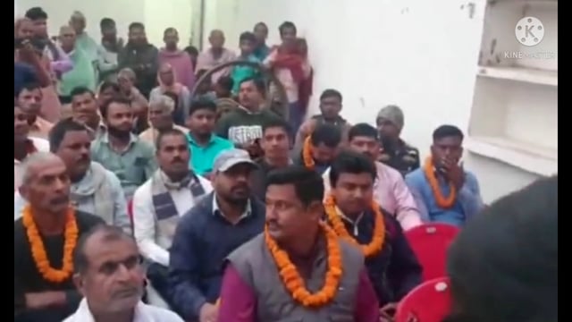 बांका एमपी गिरधारी यादव उत्तरी कोझी सहित कई पंचायत का दौरा कर पंचायत प्रतिनिधि से एमएलसी प्रत्याशी के लिए मांगा बोट