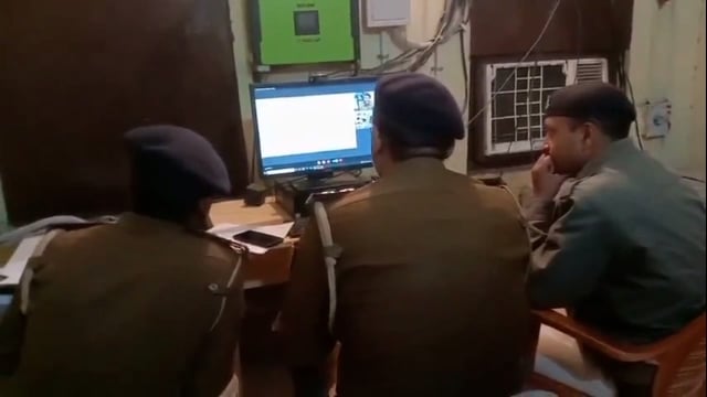 हरनौत: प्रखंड कार्यालय में वीडियो कॉन्फ्रेंसिंग के माध्यम से मद्य निषेध को लेकर पुलिस अधीक्षक ने की थाना प्रभारी से बात